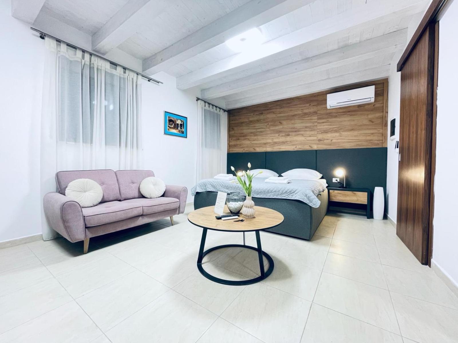 Fazana City Rooms With Free Parking エクステリア 写真