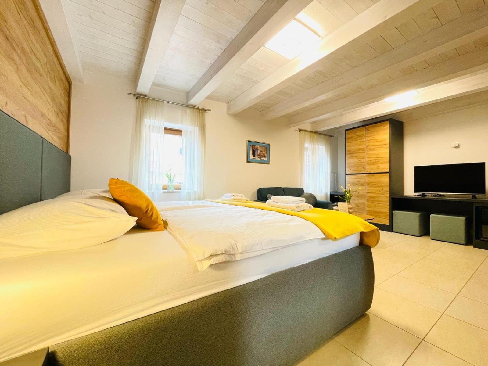 Fazana City Rooms With Free Parking エクステリア 写真