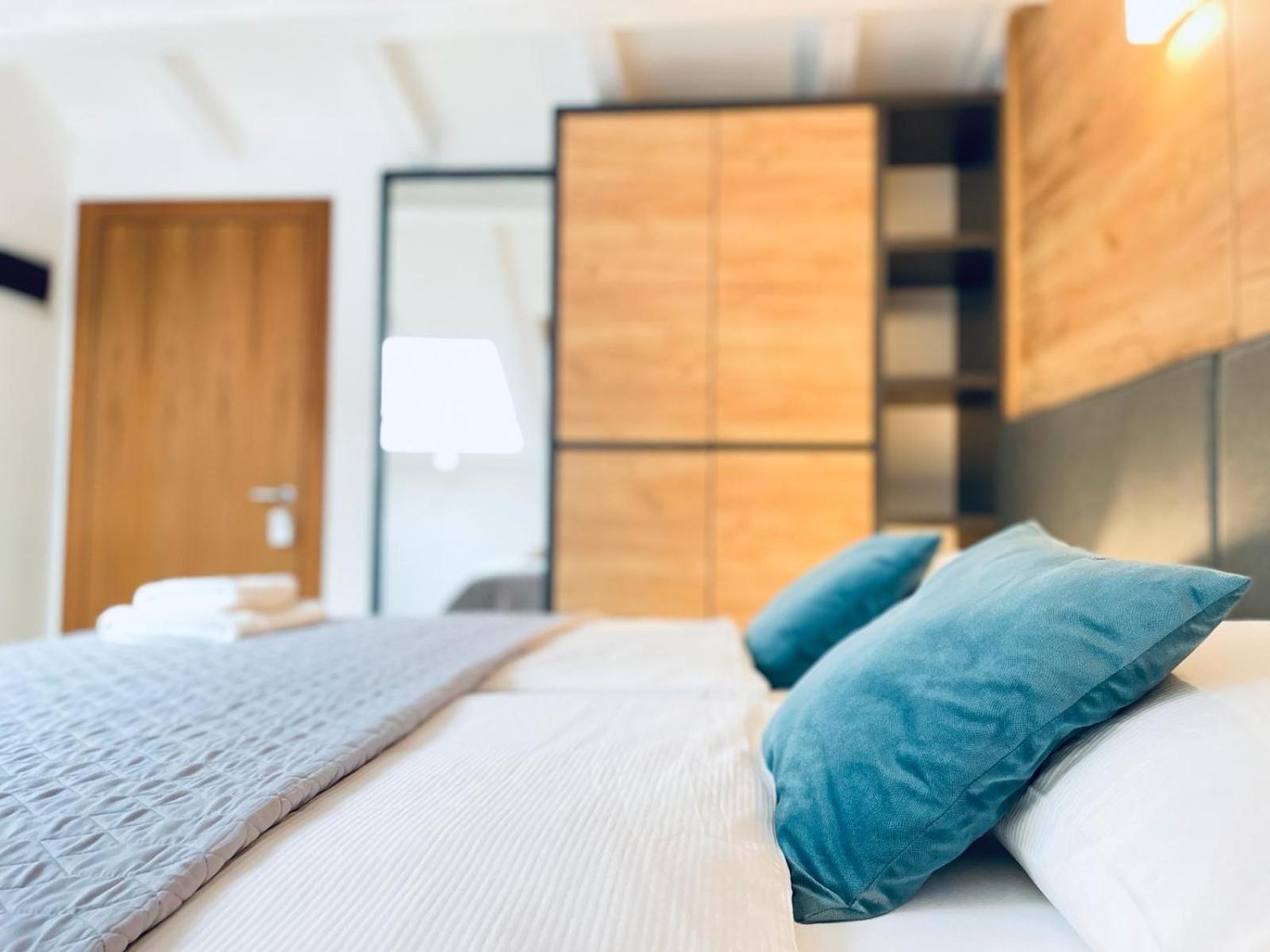 Fazana City Rooms With Free Parking エクステリア 写真