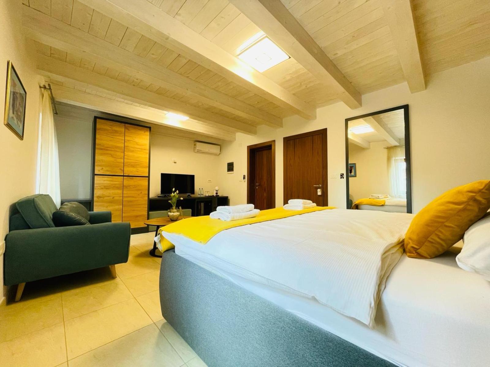 Fazana City Rooms With Free Parking エクステリア 写真